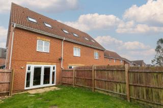 Host & Stay - Bluebell Close - Northampton - 7