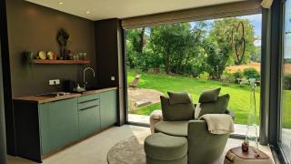 Logement insolite miroir dans la nature avec bain nordique - Ohey - 3