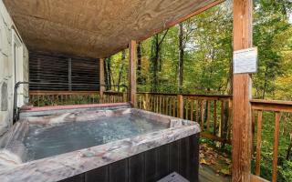 North Ridge Place - Fireplace, hot tub, and games! - 0