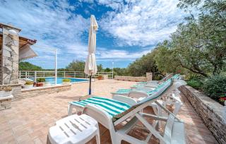 Villa Jadranka by Villas Guide - Otočić Ošjak - 1