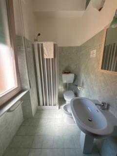 Regina margherita rooms stanza matrimoniale con bagno privato - La Maddalena - 9