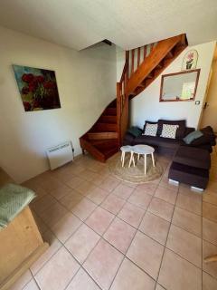 Appartement - 4 chambres - piscine collective- place de parking privée (garage) - 8