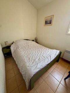 Appartement - 4 chambres - piscine collective- place de parking privée (garage) - 3