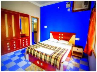 Hotel Golden Dust Puri Near Sea Beach 30m - Wi-Fi And Restaurants - Private beach Facilities - Fully Air Conditioning Rooms - Best Hotel IN Puri - Puri - 4