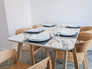 Peak Avenue Retreat - Chesterfield - 2
