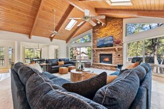 Fishlake Cabin Serene Forest Escape Sleeps 10 Near Flagstaff Sedona Grand Canyon - Munds Park - 0