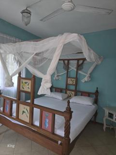 Marially Luxury Bed and Breakfast - Malindi - 3