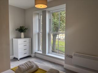 The Westborough Luxury Classic 2 Bedroom Apartment - Scarborough - 8