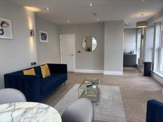 The Westborough Luxury Classic 2 Bedroom Apartment - Scarborough - 5