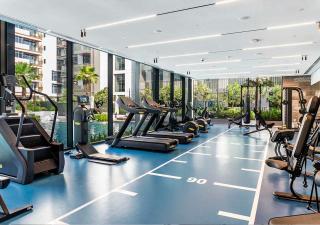 Royal Vista - Luxury 1BR Apartments at Kensington Waters - 5