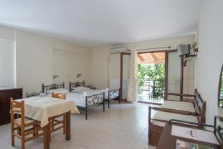 Thimeli Hotel - Lygourio - 0