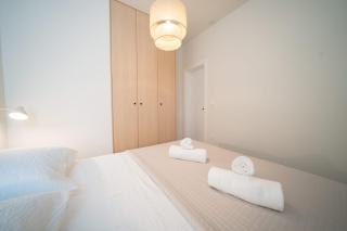 Coastal Serenity Apartment - 1