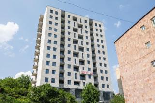 white house - Dilijan - 9