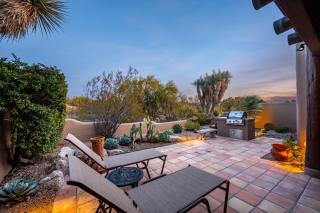 Exclusive Boulders Retreat near Downtown Cave Creek hiking scenic views. - 0