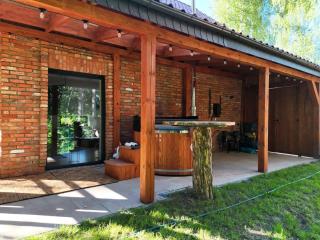 Ceglany Domek z jacuzzi, nad jeziorem, przy lesie - Tomaszkowo - 9