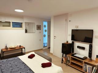 Garden of Eden Accommodation Unit in the heart of Carmel - Haifa - 8