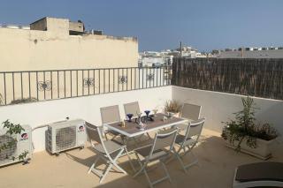 Swieqi Stay with Shared Facilities 107 - 1