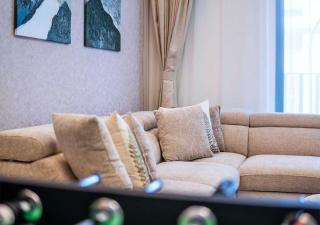 Royal Vista - Luxury 1BR Apartments at Kensington Waters - 2