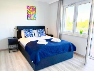 Prywatny Parking Neo Apartament by Rentoom - 9