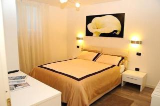 Ruhig gelegenes Ferienhaus mit eigenem Swimmingpool, in der Nähe des Gardasees bei Sirmione und mitten im Grünen - a87443 - Pozzolengo - 3