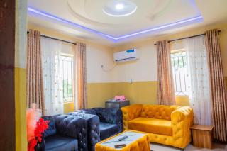 Yomex Apartment - - 9