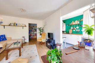 Stunning 2BR Flat with Balcony in the Heart of Marseille - 2