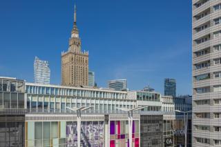 Beautiful Apartment with Balcony in Heart of Warsaw by Noclegi Renters - Varsavia - 6