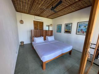 Marshmallow Bay Boutique Hotel & Surf Point - Ahangama - 2