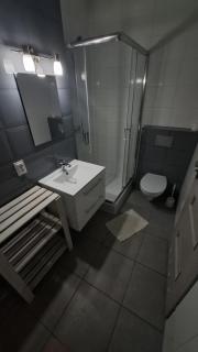 Gościniec - - 1