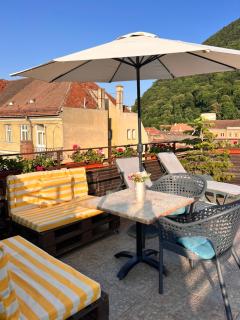 Rooftop Central Apartment - Braşov - 7