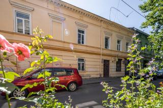 1 кімнатна квартира подобово-погодинно біля ЖД вокзалу та костелу Єлизавети - Lviv - 1