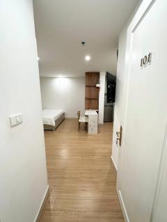 Studio phong cách Nhật tại Linh Lang - Hanoi - 1