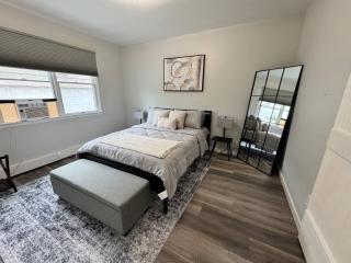 4 min walk to train, 40 min to NYC, Luxury Unit! - - 7
