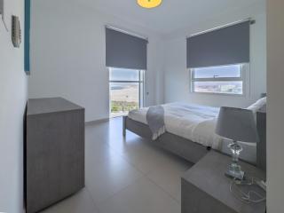 Park Side A Residence - 6