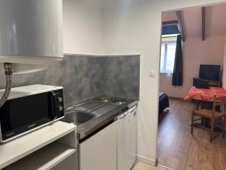 Studio/Hôtel Porte De France - 9