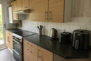 Cozy 2BR Flat Near City Centre Free Parking Fast Wifi - Edimburgo - 4