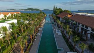 Royal Beach Resort and Residence By EHM - - 0