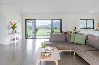 Tropical Mountain Views - 9