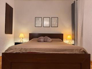 Pete's Guest House - Megara - 5