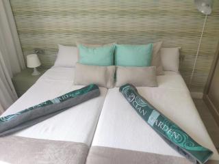 Ocean Garden, Heated Pool, Sunny Terrace,Fast Wifi - 4
