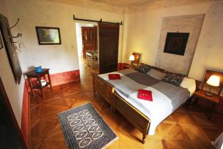 Apartmány zámek Třebešice - 4