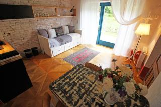 Apartmány zámek Třebešice - - 8