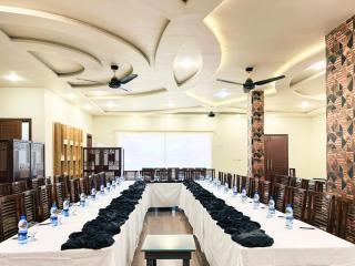 Hotel One University Sukkur - - 7