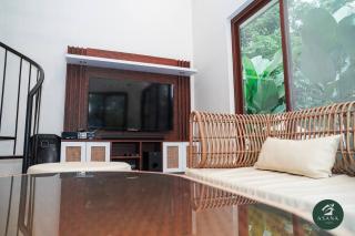 Modern Tropical 2BR Villa Pool Retreat in Amadeo - Amadeo - 6