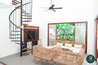 Modern Tropical 2BR Villa Pool Retreat in Amadeo - Amadeo - 4