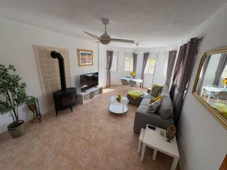 Turre Villa - 3 bedroom - sleeps 8 - R130 - 6