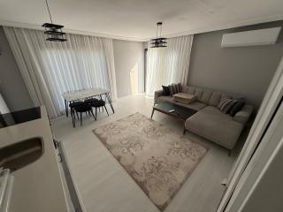 Villa Triya - - 8