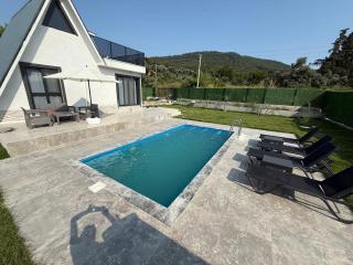 Villa Triya - - 5