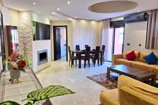 Luxe et sérénité avec jardin, terrasse et 5 piscines - 9