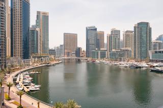 Keyrock - Dubai Marina Apartment with Stunning Sea View, Pool, Gym & Free Parking - 5